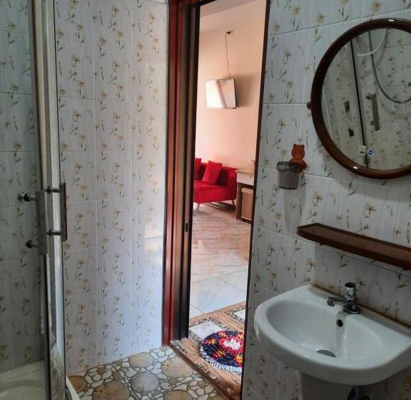 Номер Стандарт с Террасой, Vanessa Guest House