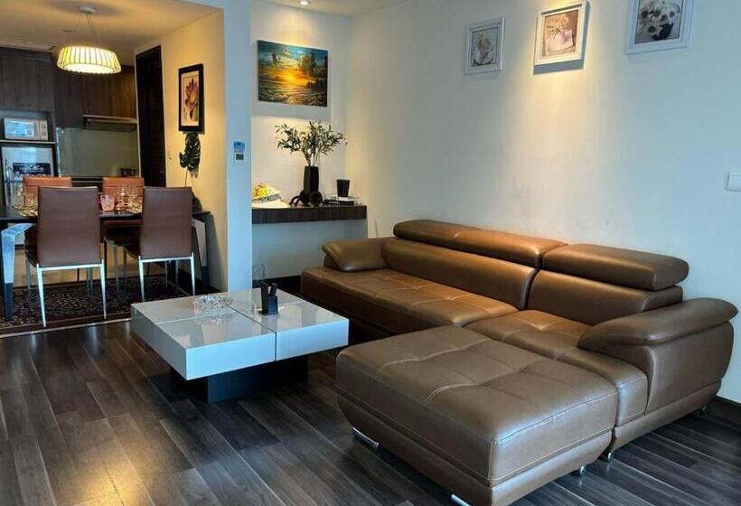 آپارتمان 1 خوابه با چشمانداز دریا, The Apartment Has Full Sea View