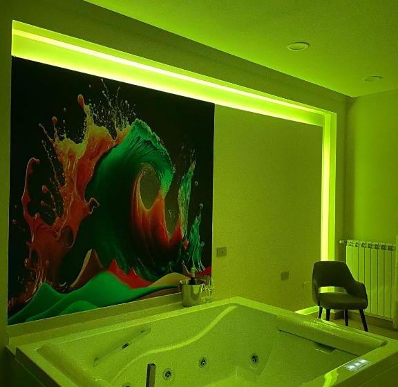 Номер Стандарт с Гидромассажем, Colombo Suite