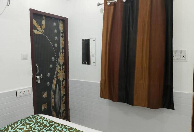 Номер Стандарт, Avexia Kanha Residency