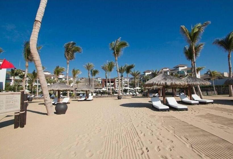 סוויטת ג'וניור עם מרפסת, Cabo Azul