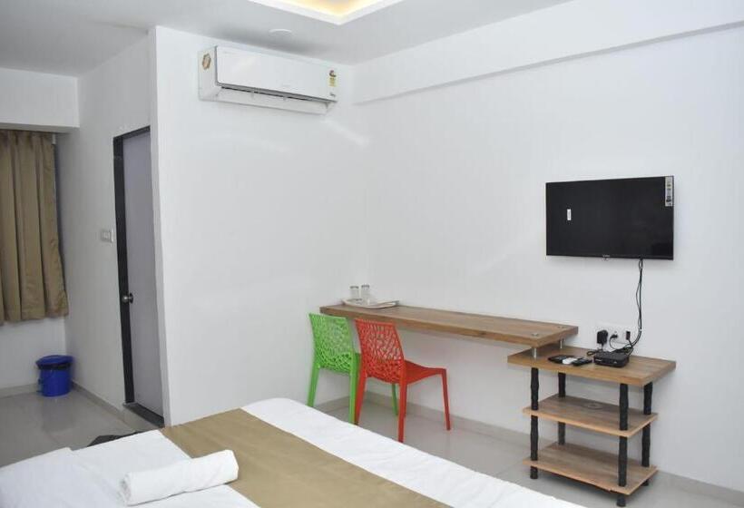 Номер Deluxe, Karan International ,aurangabad