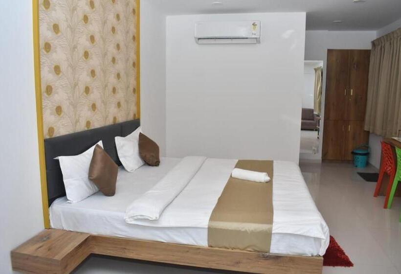 Люкс Повышенной Комфортности, Karan International ,aurangabad