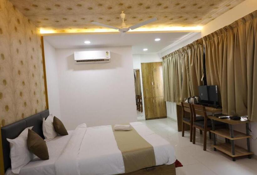 Люкс Повышенной Комфортности, Karan International ,aurangabad
