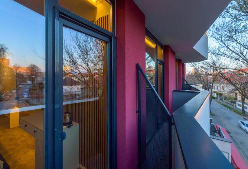 Номер Economy, Urban Budget