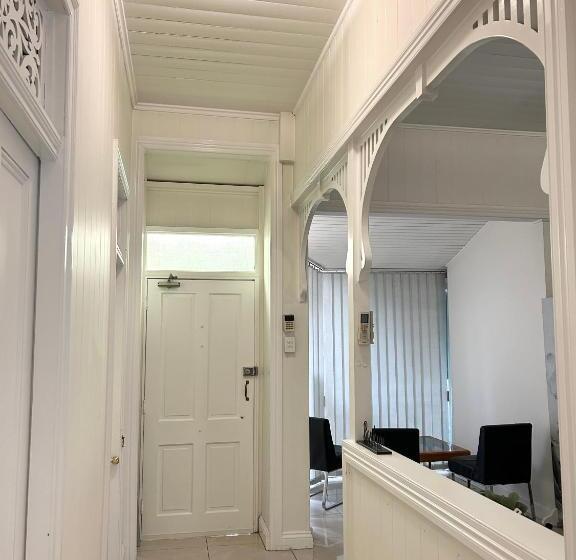 スタンダードトリプルルーム, 26 Gladstone Rd Highgate Hill