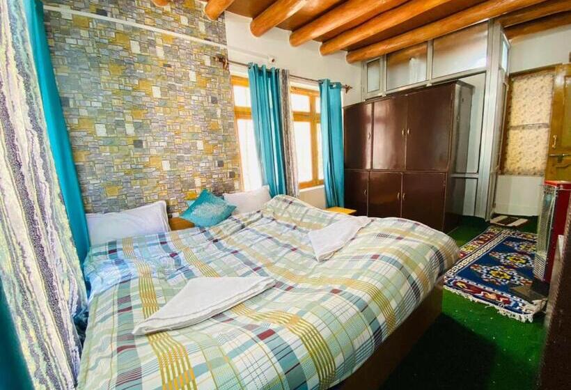 Quarto Economy, Ashoor Residence Leh Ladakh