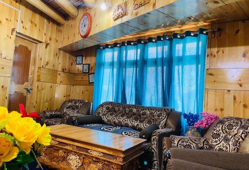 اتاق اکونومی, Ashoor Residence Leh Ladakh