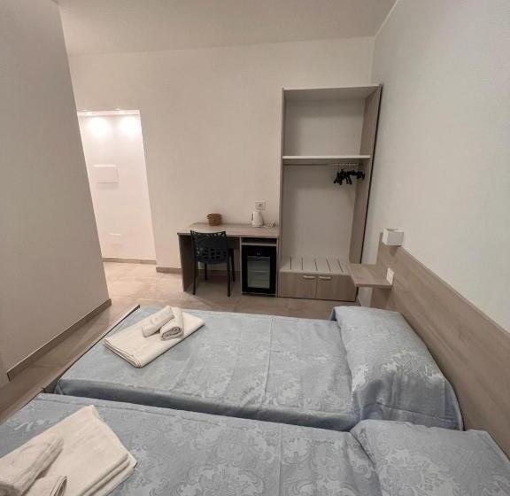 이코노미 룸, Porta Sul Mare