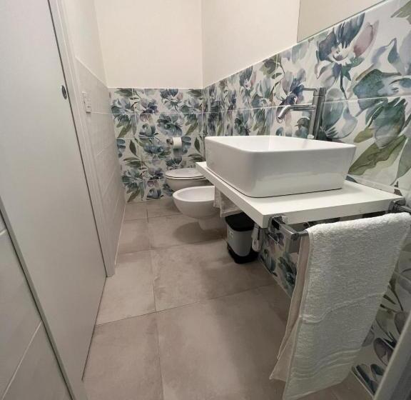 이코노미 룸, Porta Sul Mare