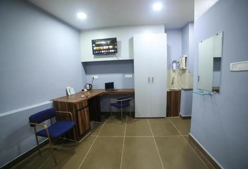 デラックスファミリールーム, Ramashray Premium Studio Apartments