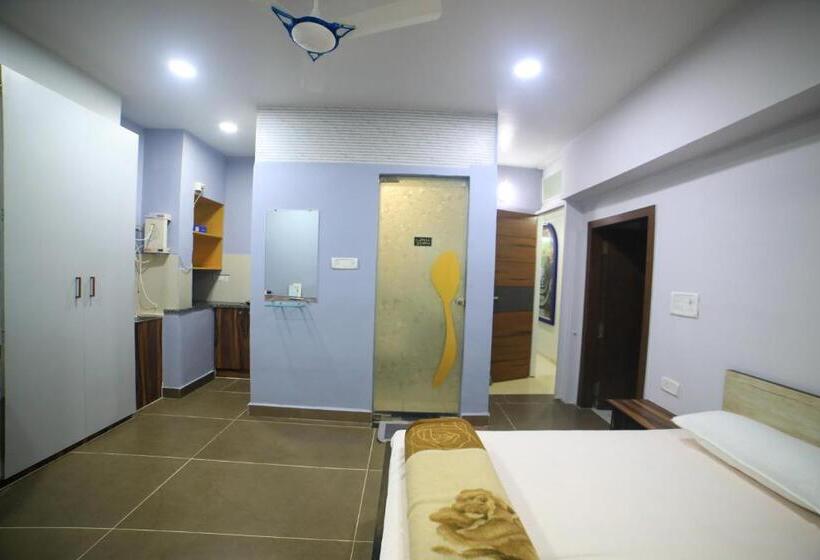 Семейный Номер Deluxe, Ramashray Premium Studio Apartments