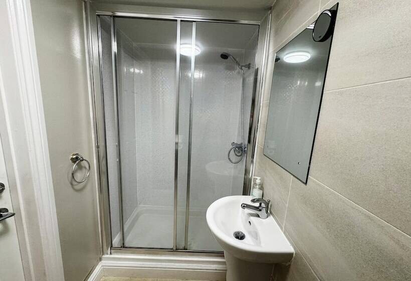 Номер Deluxe, 4 Sisters Inn