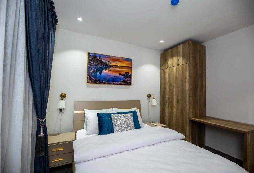 شقة غرفة واحدة, Park Apartments