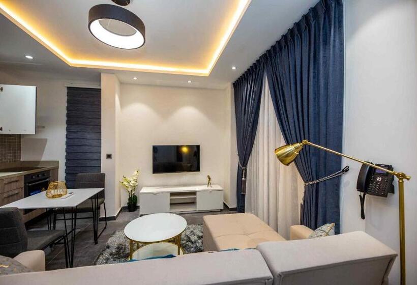 شقة غرفة واحدة, Park Apartments