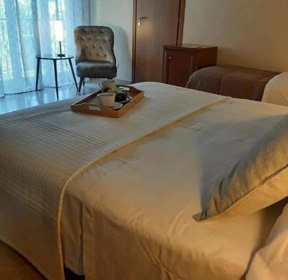 Triple Room Sea View, Baaria Porto Rooms