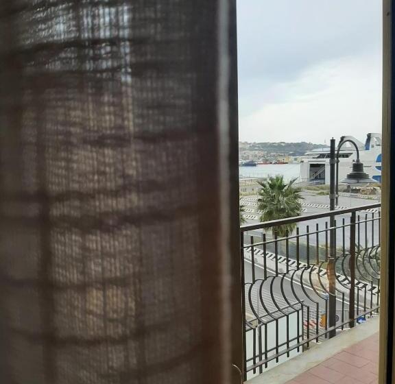 Номер Стандарт Вид на Море с Балконом, Baaria Porto Rooms