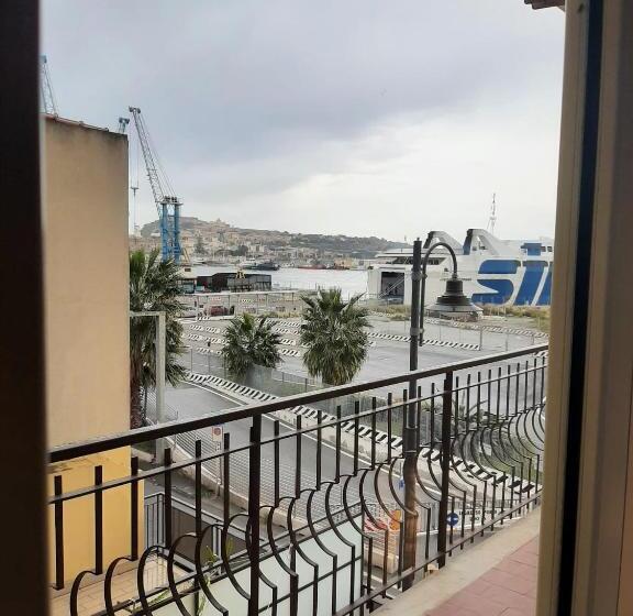 Quarto Estandar Vista Mar com Sacada, Baaria Porto Rooms