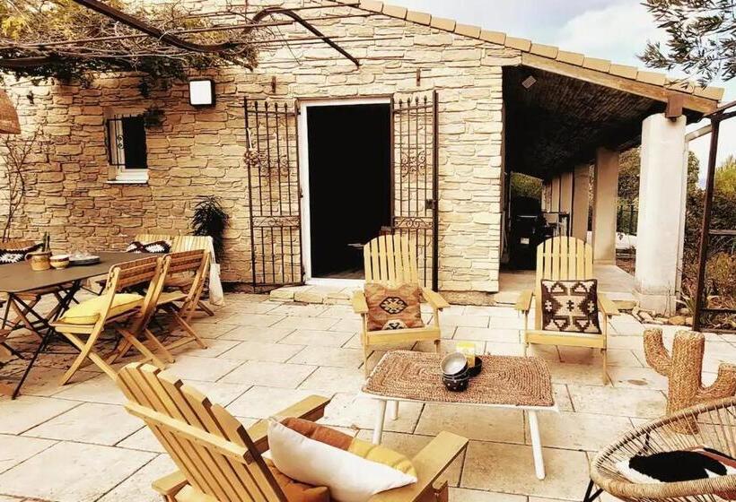 Дом 1 Спальня, Provençal House Between Sea And Vineyards