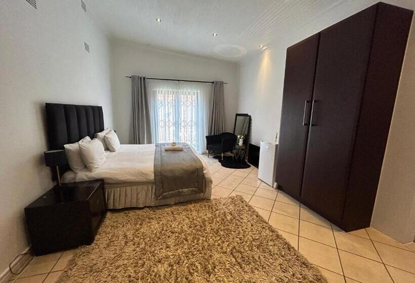 スタンダードルーム, Lebamboo On Protea