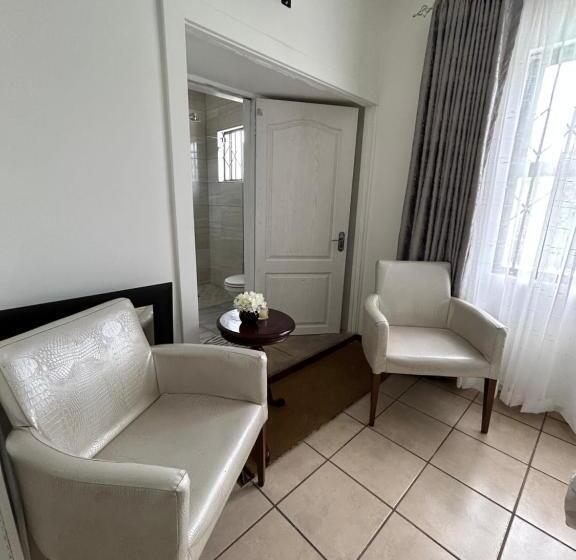 スタンダードルーム, Lebamboo On Protea