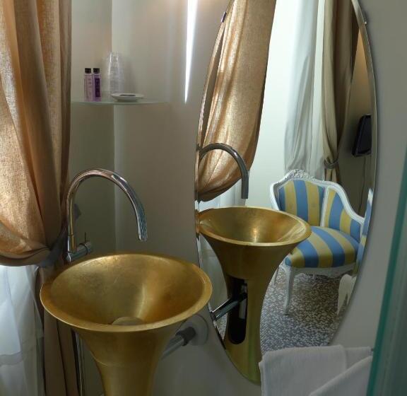 スタンダード4人部屋, B&b Casa Fenoglio