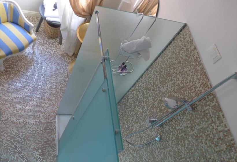 スタンダード4人部屋, B&b Casa Fenoglio