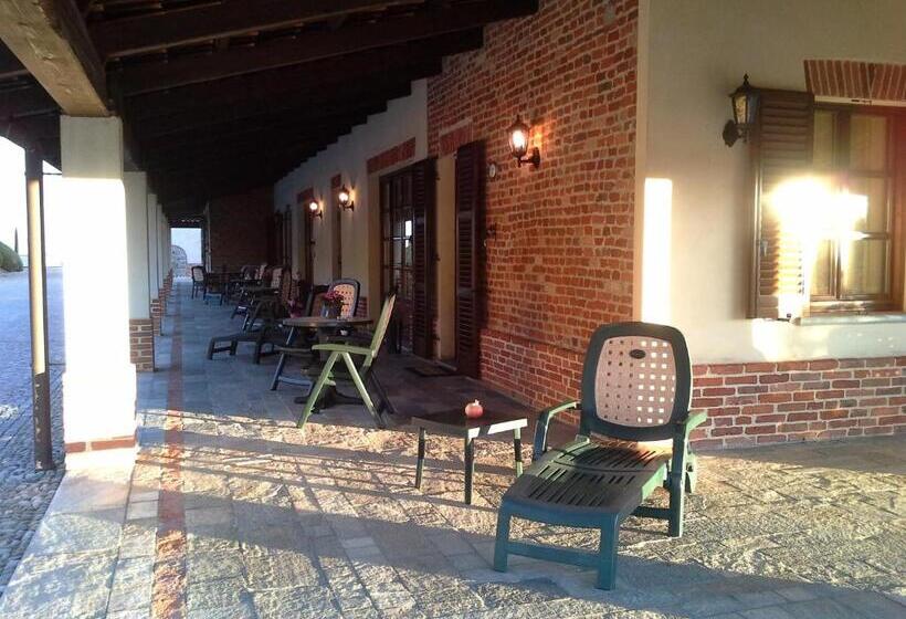 Четырехместный Номер Стандарт Вид на Сад, B&b Cascina Bellavista