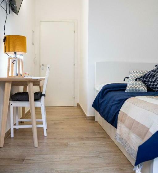 اتاق لوکس یک تخته, B&b Alighieri 97