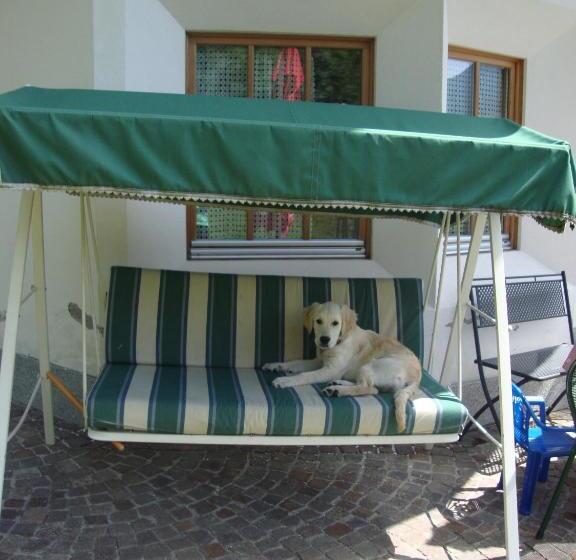 스탠다드 트리플 룸, B&b Rendena Chalet