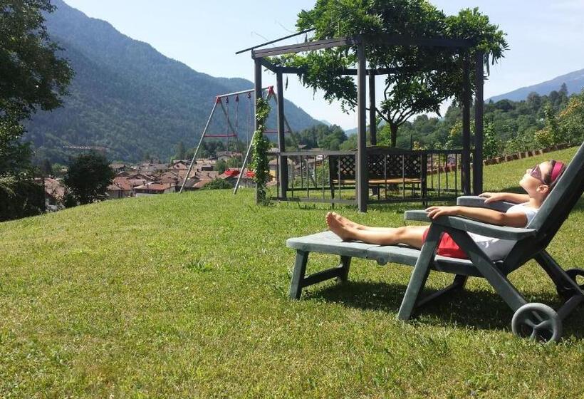 스탠다드 트리플 룸, B&b Rendena Chalet