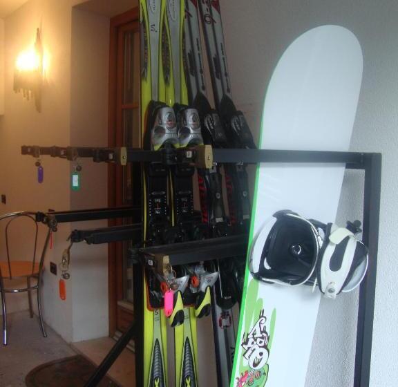 חדר סטנדרט לארבעה, B&b Rendena Chalet