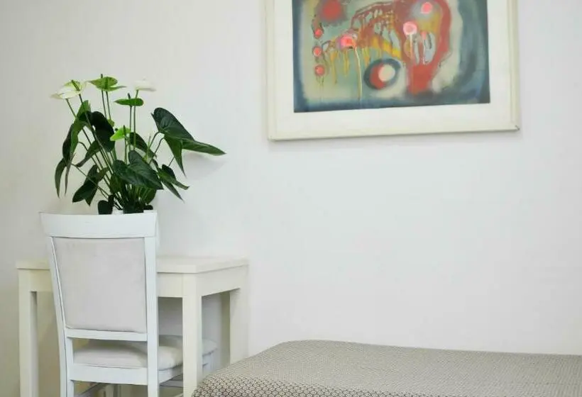 اتاق استاندارد سه نفره, Camere Girasole