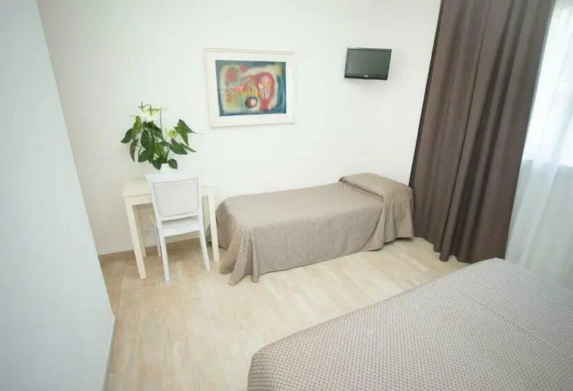 اتاق استاندارد سه نفره, Camere Girasole