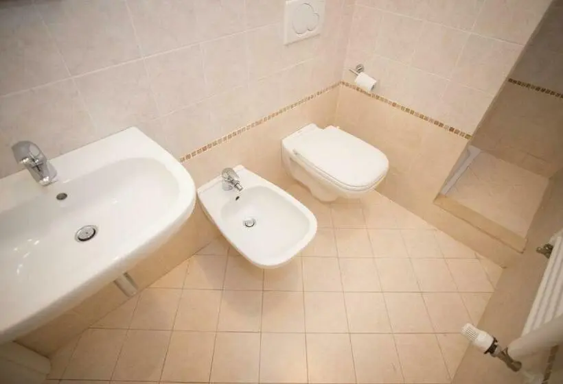 اتاق استاندارد سه نفره, Camere Girasole