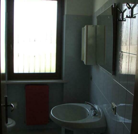 침실 1개 아파트, Camere Girasole