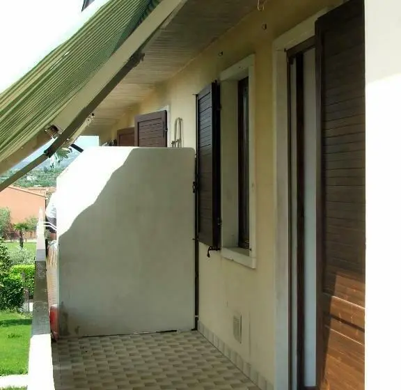 آپارتمان 1 خوابه, Camere Girasole