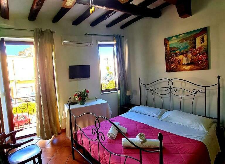 标准间, Due Passi Dal Centro