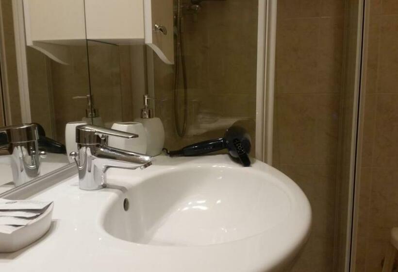 غرفة قياسية, La Villetta Del Golfo