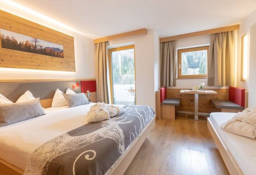 غرفة قياسية ثلاثية, Berghotel Miramonti