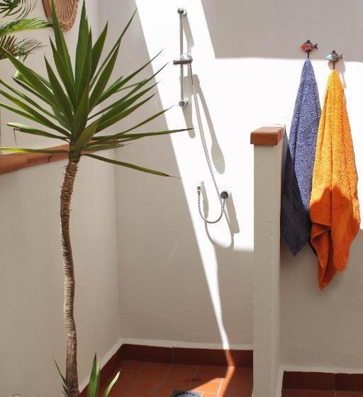 اتاق استاندارد یک نفره, Blu Mediterraneo B&b