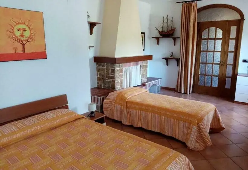 スタンダード４人部屋, Contrada Macchia B&b