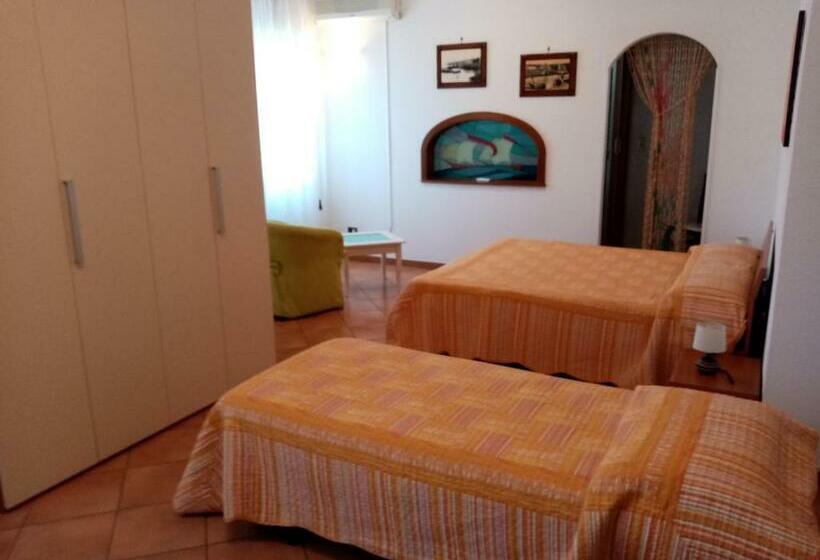 Четырехместный Номер Стандарт, Contrada Macchia B&b