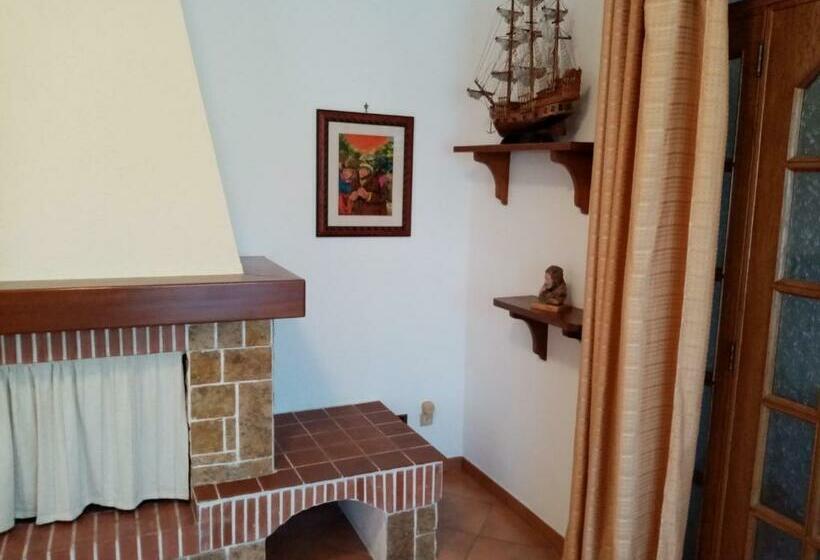 Четырехместный Номер Стандарт, Contrada Macchia B&b