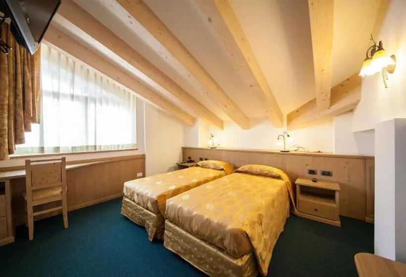 Perhehuone, Family Hotel Andes Only For Family