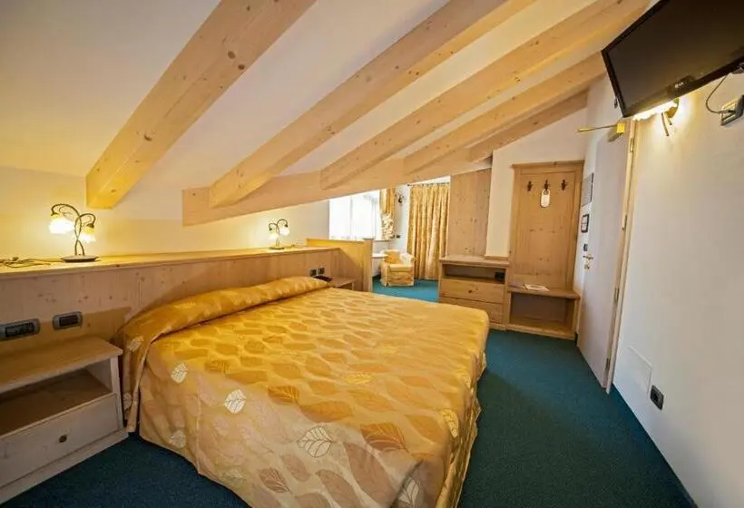 Perhehuone, Family Hotel Andes Only For Family
