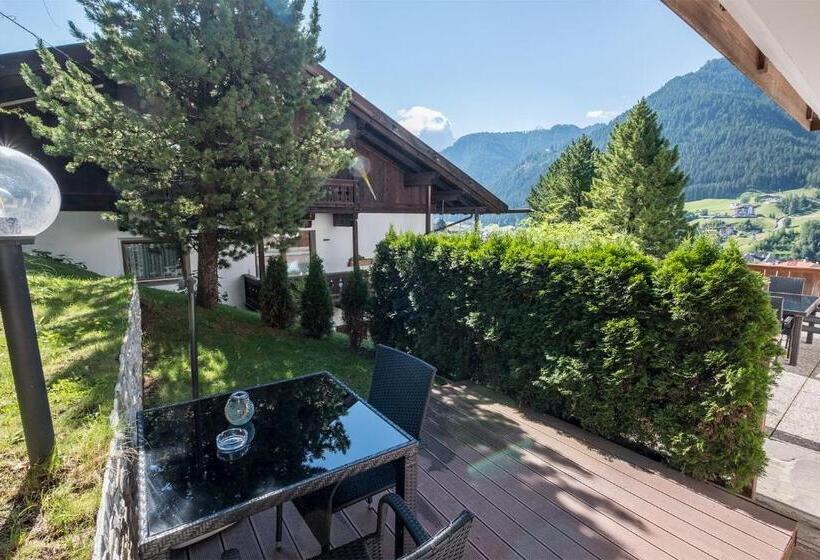 テラス付きスタンダードルーム, Garni Alba Bed & Breakfast