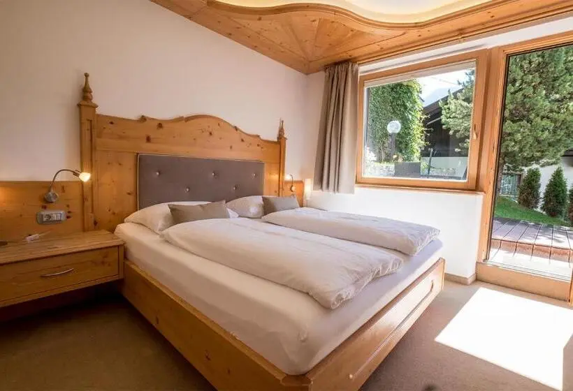 اتاق استاندارد با تراس, Garni Alba Bed & Breakfast