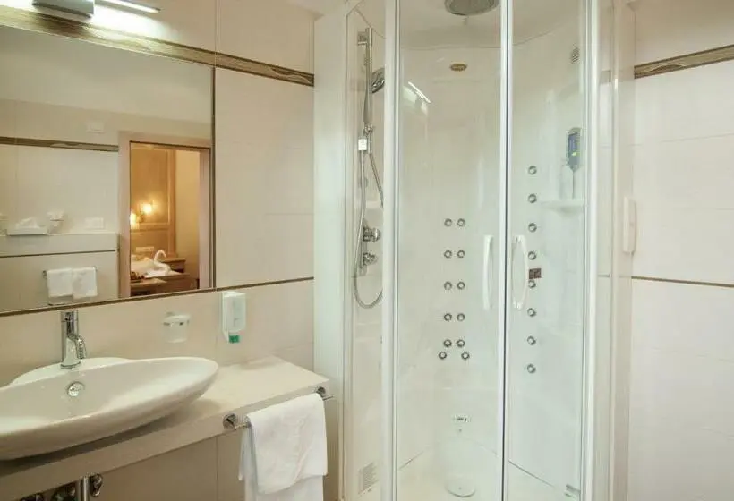 Standard-huone, Albergo Al Cervo   Gasthof Zum Hirschen
