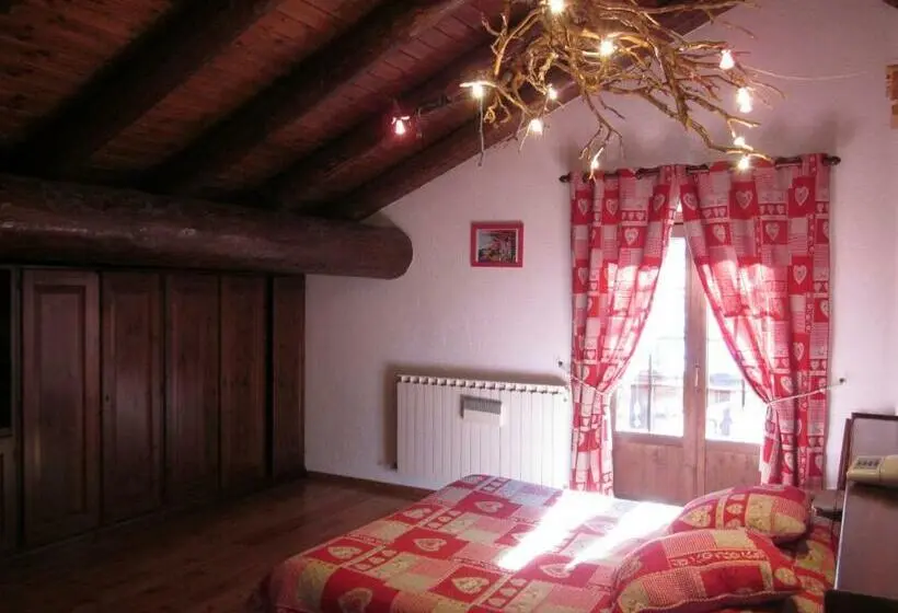 景色の見えるトリプルスタンダードルーム, Albergo Boule De Neige